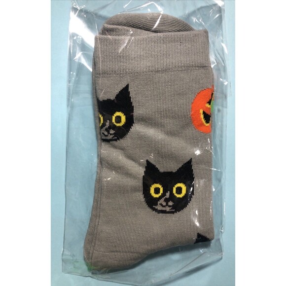 3 pair Halloween Crew Socks -Orange Pumpkins & Black Cats on gray -Size 9-11 - Picture 5 of 5